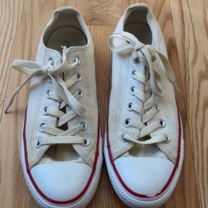 Converse All star low top cream Woman’s size 8